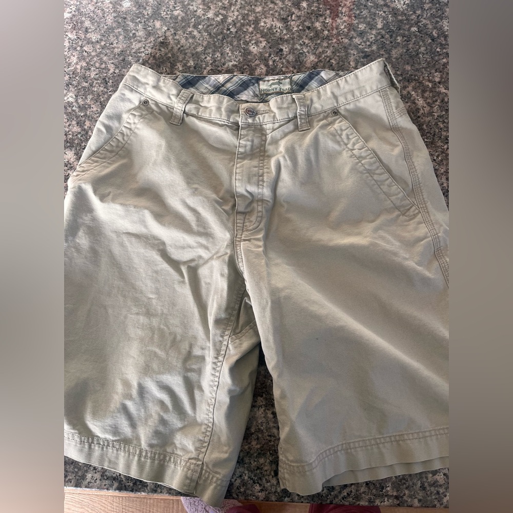 Horny Toad Men's Tan/ Cream Cargo Shorts Size 32